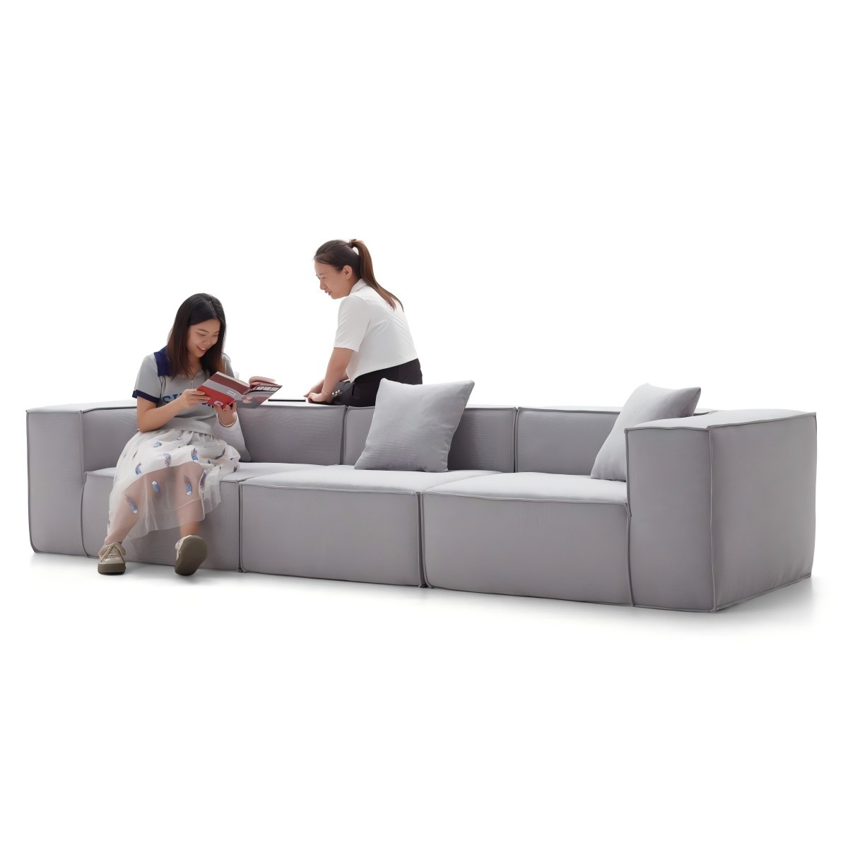 Bulk shipment of wholesale outdoor seating solutions