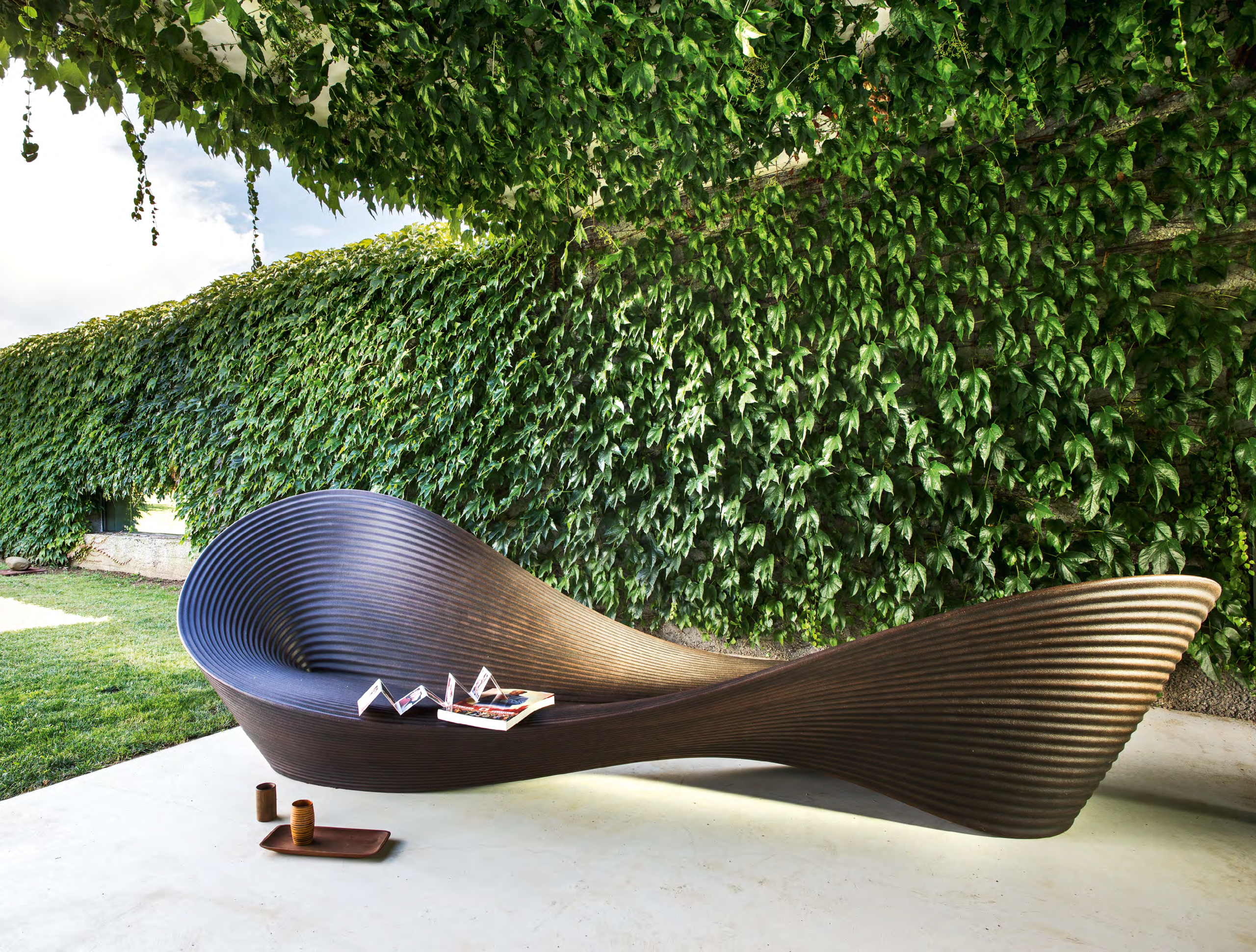 Outdoor Furniture for Government Project Canada : B2B Procurement Guide