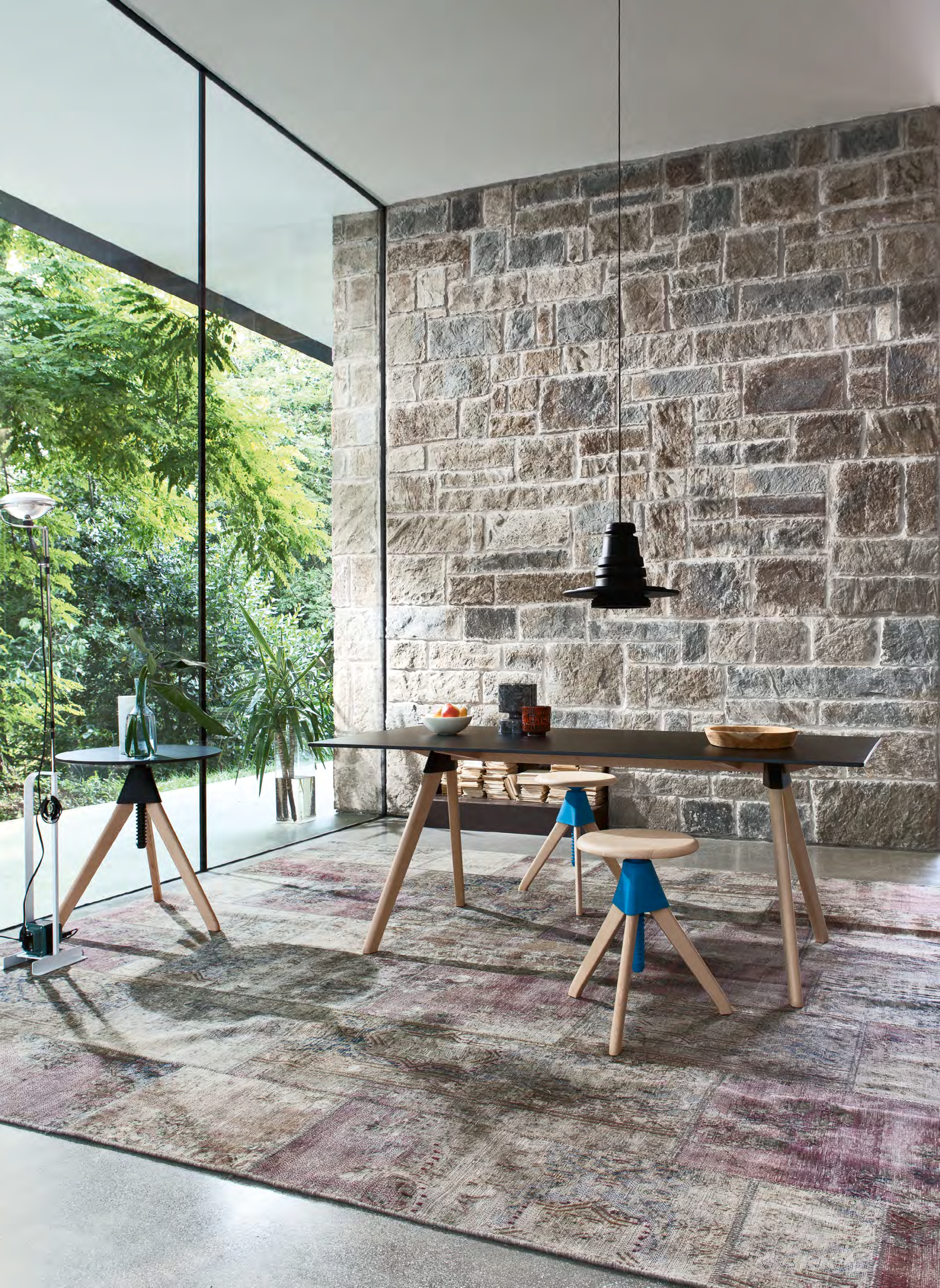 Premium Outdoor Furniture Solution Canada  for Commercial Enterprises