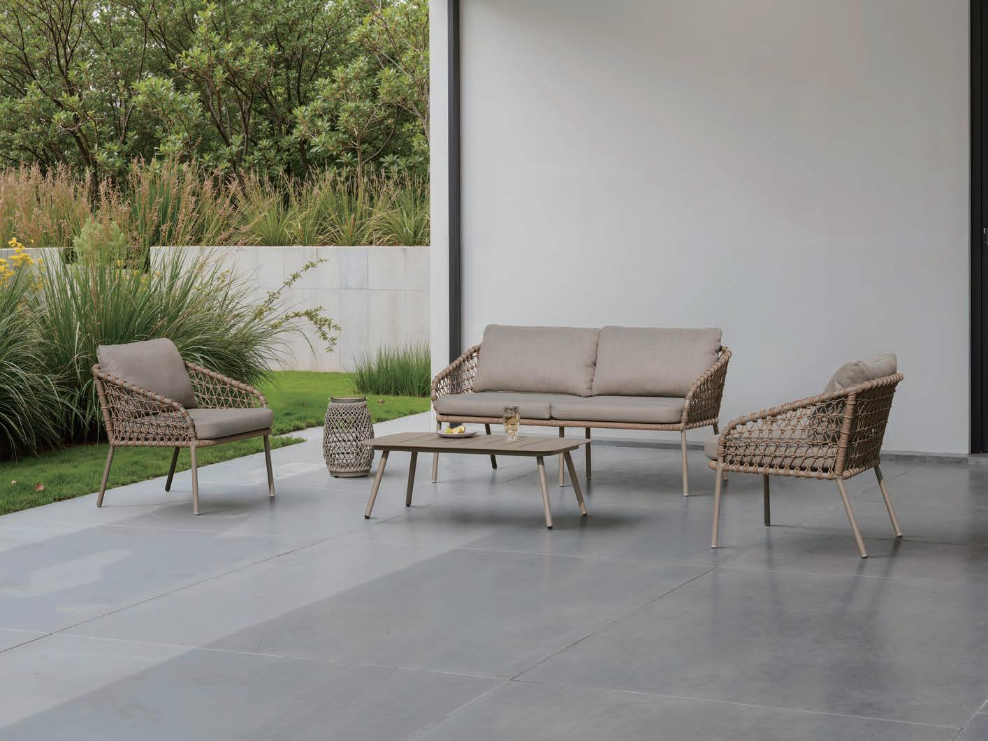 Wholesale Outdoor Furniture for School Canada : High-Durability Solutions