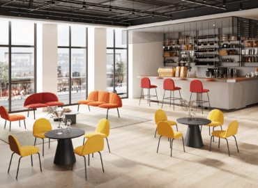 Comparison of weather-resistant materials for outdoor furniture