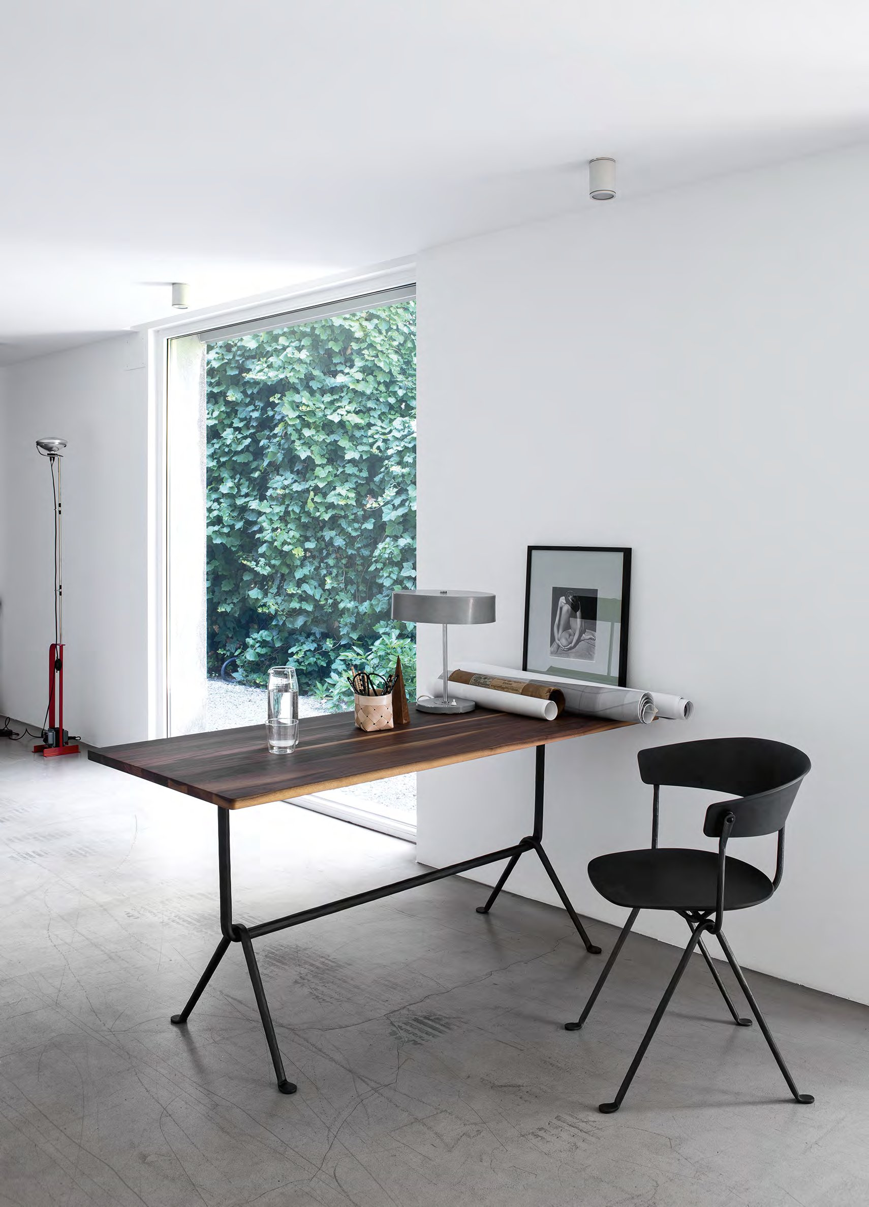 Logistics and Procurement Guide: Office Furniture for Hotel Manchester